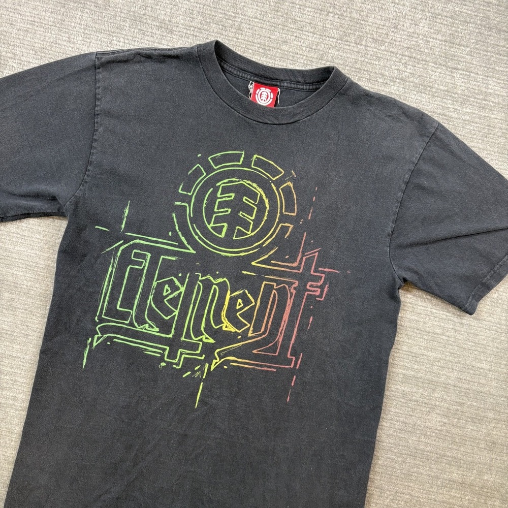 Vintage Element Skateboard T-Shirt Mens M Black Faded Slim Fit Chest Logo Y2K